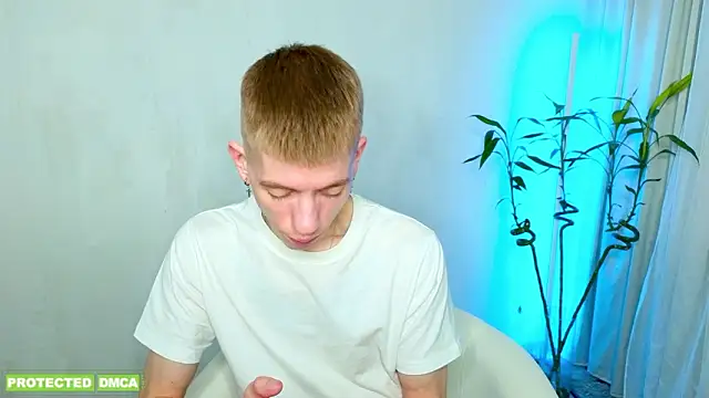 Cristian  Dior online show from 03/07/26, 04:48