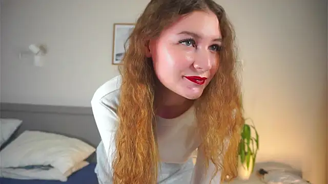 MegganKinson online show from 11/06/25, 05:08