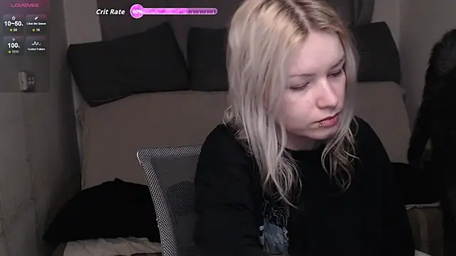 CherryNight6 online show from 12/16/25, 10:59