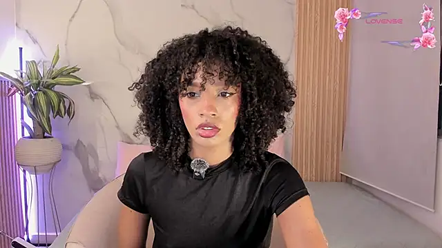Snapshot of Fyre_divine chatting on 05/15/26, 10:33 Fyre divine online show from 05/15/26, 10:33