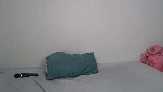 Sweet-PetiteX online show from 12/16/25, 06:07