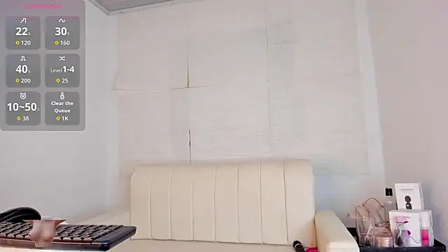 Katie perry18 online show from 11/22/25, 08:13