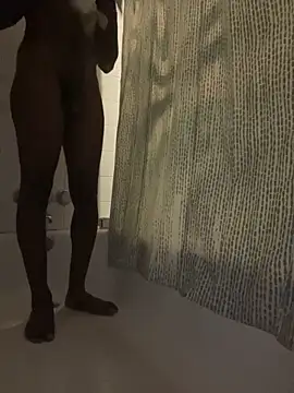 Snapshot of DiabloDicc74 chatting on 10/23/25, 03:17 DiabloDicc74 online show from 10/23/25, 03:17