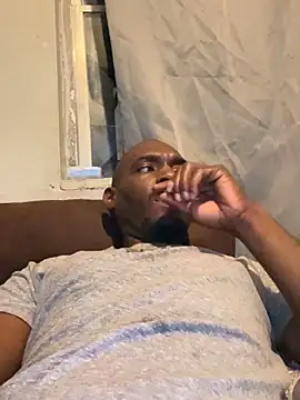 Snapshot of DiabloDicc74 chatting on 11/17/25, 04:07 DiabloDicc74 online show from 11/17/25, 04:07