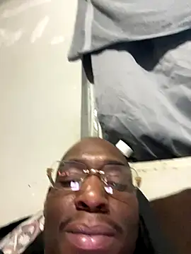 Snapshot of DiabloDicc74 chatting on 11/21/25, 05:39 DiabloDicc74 online show from 11/21/25, 05:39