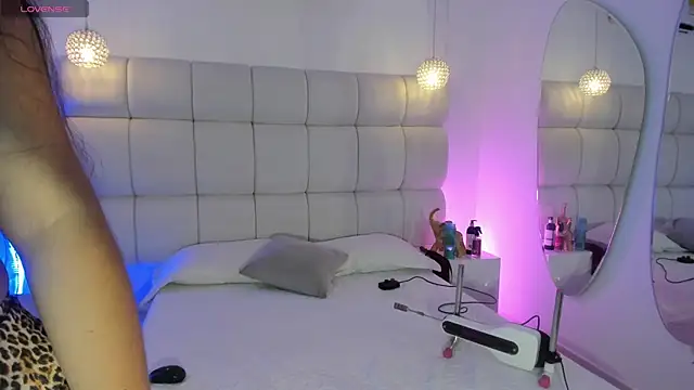 Videl Star online show from 12/22/25, 07:33