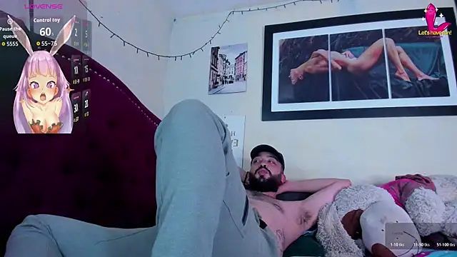 Snapshot of body_fox19 chatting on 11/10/25, 01:04 body fox19 online show from 11/10/25, 01:04