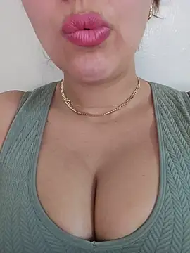 Sexy-girl online show from 05/11/26, 02:45