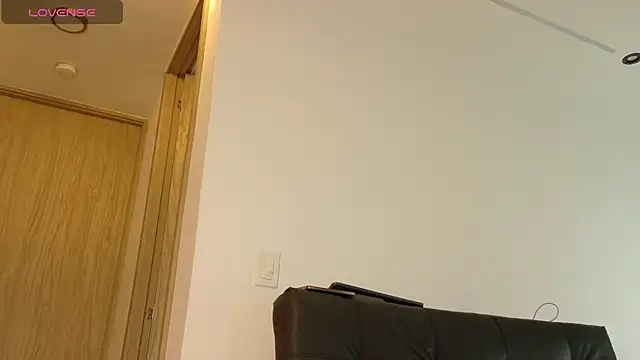 sophie duval online show from 06/21/26, 09:01