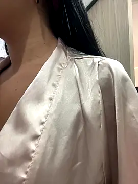 Snapshot of AbbyHank2 chatting on 11/15/25, 01:29 AbbyHank2 online show from 11/15/25, 01:29