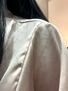 Snapshot of AbbyHank2 chatting on 11/18/25, 04:44 AbbyHank2 online show from 11/18/25, 04:44