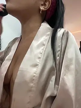 Snapshot of AbbyHank2 chatting on 11/26/25, 03:13 AbbyHank2 online show from 11/26/25, 03:13