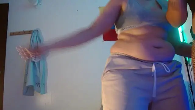 Snapshot of Destrukturada chatting on 07/10/26, 04:28 Destrukturada online show from 07/10/26, 04:28