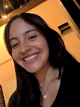 Snapshot of SofiCastro09_ chatting on 03/24/26, 01:32 SofiCastro09 online show from 03/24/26, 01:32