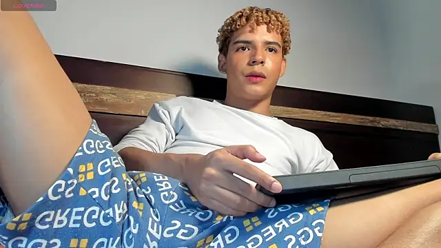 Daark Eros online show from 11/13/25, 12:20