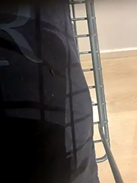 Snapshot of bigDickParis92 chatting on 10/28/25, 11:51 bigDickParis92 online show from 10/28/25, 11:51