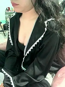 Snapshot of May2k2 chatting on 01/10/26, 03:19 May2k2 online show from 01/10/26, 03:19