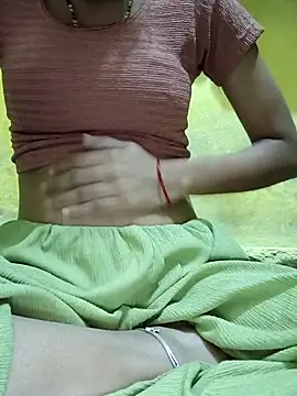 janvi sharma87 online show from 11/17/25, 05:46