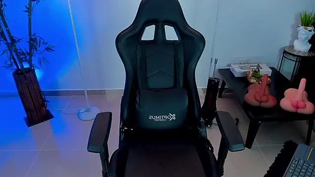 Snapshot of JessicaPratt chatting on 03/16/25, 11:36 JessicaPratt online show from 03/16/25, 11:36