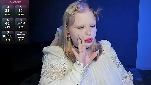 LottieReed online show from 05/16/26, 06:43