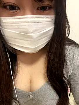 Snapshot of RIHO_riho_01 chatting on 11/05/25, 03:39 RIHO riho 01 online show from 11/05/25, 03:39