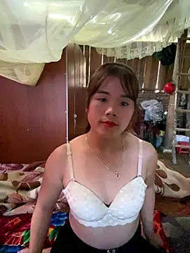 Snapshot of nachi-baby chatting on 10/28/25, 01:20 nachi-baby online show from 10/28/25, 01:20