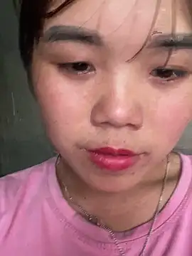 Snapshot of nachi-baby chatting on 10/29/25, 10:17 nachi-baby online show from 10/29/25, 10:17