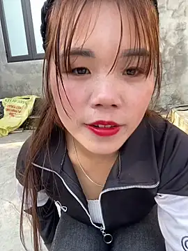 Snapshot of nachi-baby chatting on 11/26/25, 01:39 nachi-baby online show from 11/26/25, 01:39