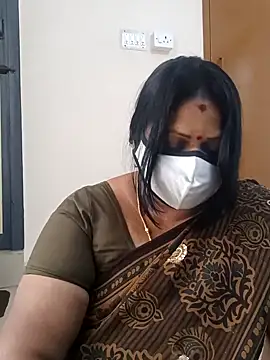 sreemamitha9 online show from 11/21/25, 07:51