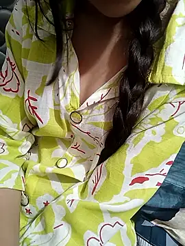 Snapshot of Amisha_Lovely chatting on 01/19/26, 06:28 Amisha Lovely online show from 01/19/26, 06:28