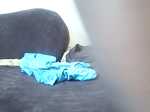 Snapshot of noluthandozuma chatting on 10/29/25, 10:50 noluthandozuma online show from 10/29/25, 10:50