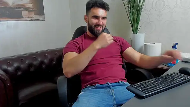 MicahLane online show from 10/31/25, 05:41