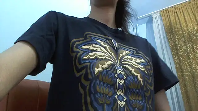 Snapshot of andreea713 chatting on 11/22/25, 04:28 andreea713 online show from 11/22/25, 04:28