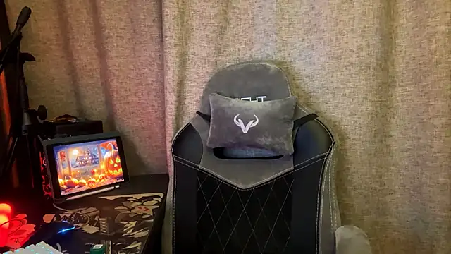 Softixq online show from 10/30/25, 01:56