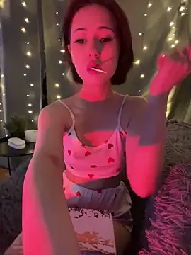 RimaLins online show from 12/16/25, 05:07