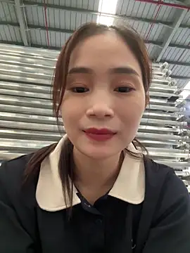 Snapshot of Pig_pig11 chatting on 10/30/25, 05:09 Pig pig11 online show from 10/30/25, 05:09