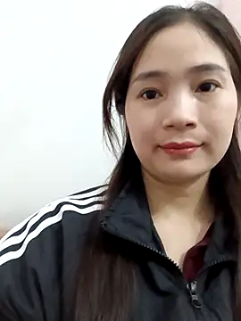 Snapshot of Pig_pig11 chatting on 12/03/25, 12:40 Pig pig11 online show from 12/03/25, 12:40