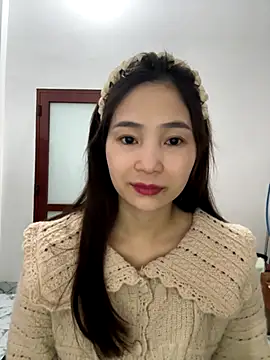 Snapshot of Pig_pig11 chatting on 12/15/25, 11:09 Pig pig11 online show from 12/15/25, 11:09