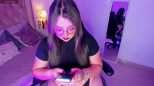 Myla mayfield online show from 11/10/25, 11:53