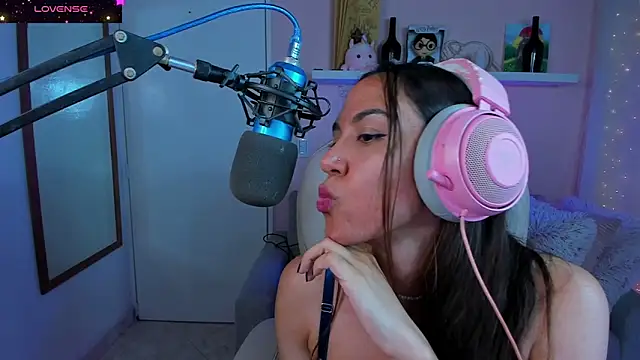 VenusIsLove  online show from 01/15/25, 10:46