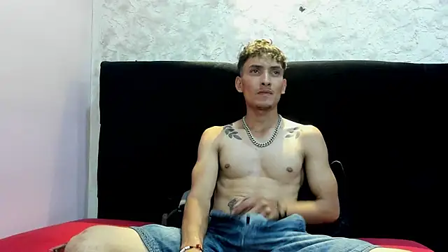 SavageLover  online show from 11/08/25, 03:39