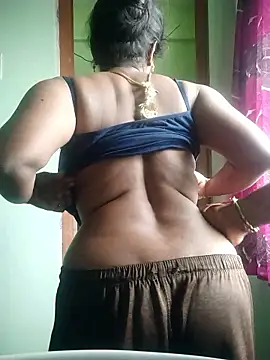 Snapshot of sivashree chatting on 01/12/26, 03:01 sivashree online show from 01/12/26, 03:01