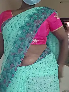 Snapshot of sivashree chatting on 03/08/26, 04:27 sivashree online show from 03/08/26, 04:27