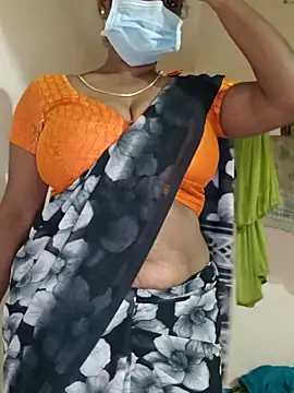 Snapshot of sivashree chatting on 03/10/26, 11:37 sivashree online show from 03/10/26, 11:37