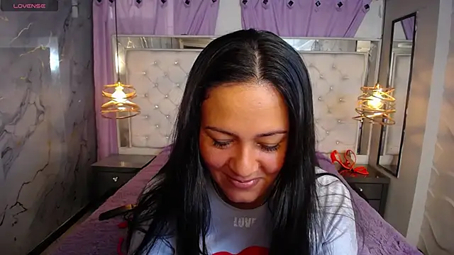 Melissa-roberts online show from 11/21/25, 07:56