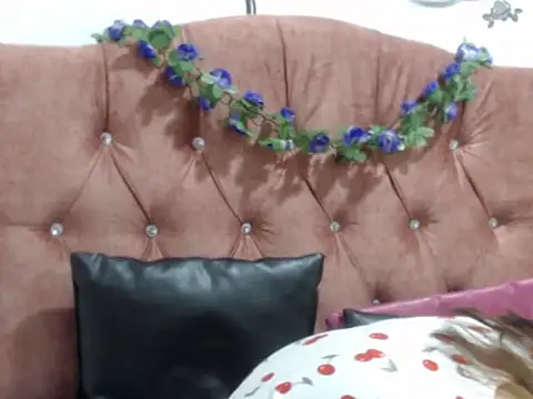 Snapshot of valilu_rosse27 chatting on 01/08/26, 08:22 valilu rosse27 online show from 01/08/26, 08:22