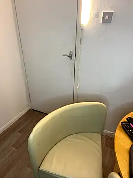 BubblesLovexox online show from 12/02/25, 04:24