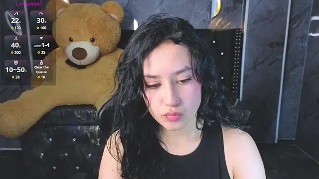 Aleja05 b online show from 12/18/25, 07:42