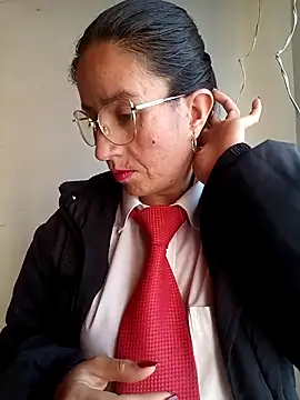 Valentina--1 online show from 11/26/25, 02:07