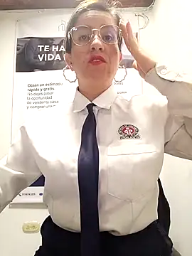 Valentina--1 online show from 04/28/26, 10:09